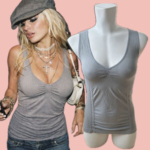 🧡 2 for 10$ Guilty Grey Textured V-Neck Tank Top – Stretch Fit Y2K Minimal